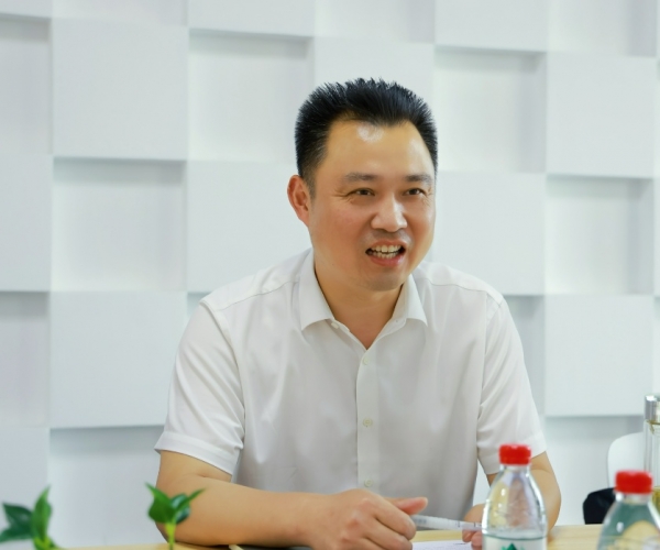 ���˹��ȸ�������ί���ᴺ�����ε���yl6809����˿����Ϊ��չ�ľ�?